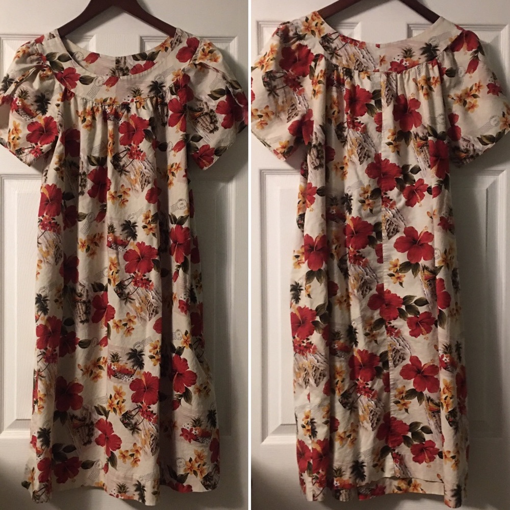 Hilo Hattie The Hawaiian Original Floral Postcard Print Dress